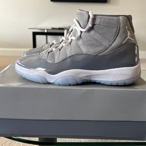 Jordan 11 Wolf-Grey size 9.5